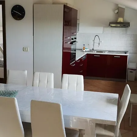 Apartma Ceh Gabrovica pri Crnem Kalu Exterior photo