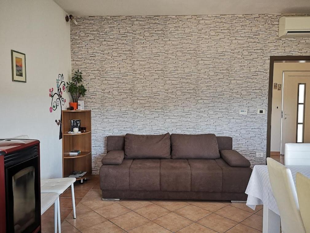 Apartment Apartma Ceh Gabrovica pri Crnem Kalu